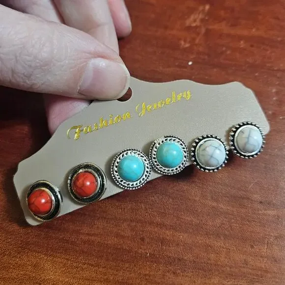 Western-Style Faux Turquoise Red Coral & White Magnesite Stud Earrings - Picture 7 of 10